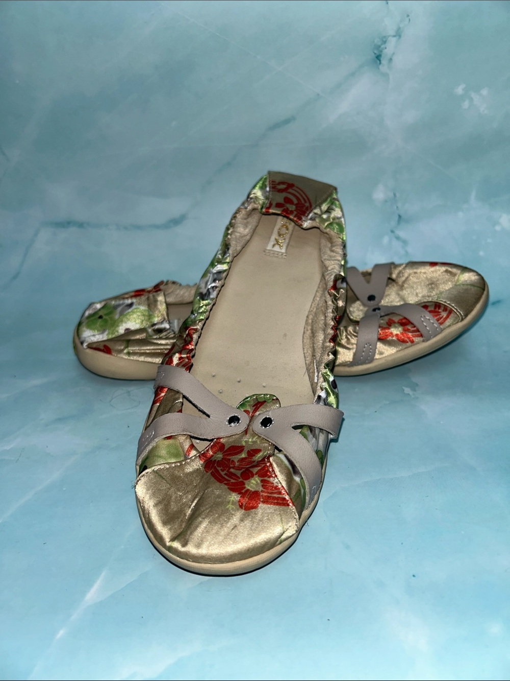 Geox Silver Ballet Flats with Red & Green Floral Accents Size 7